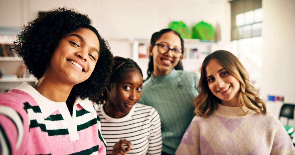 Post-aligner contouring — the finishing touch for a natural-looking smile — Dental Clinic London