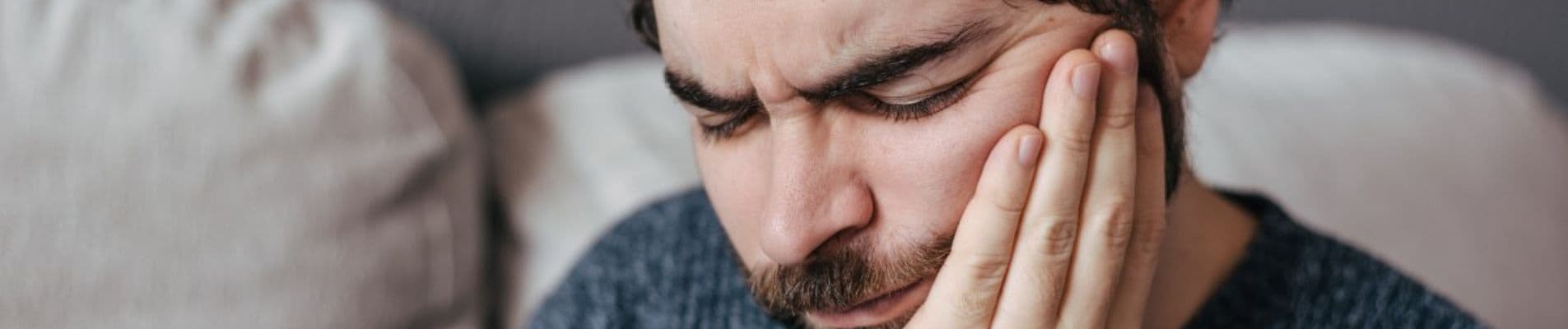 Repairing a Large Tooth Crack A Complete Patient Guide