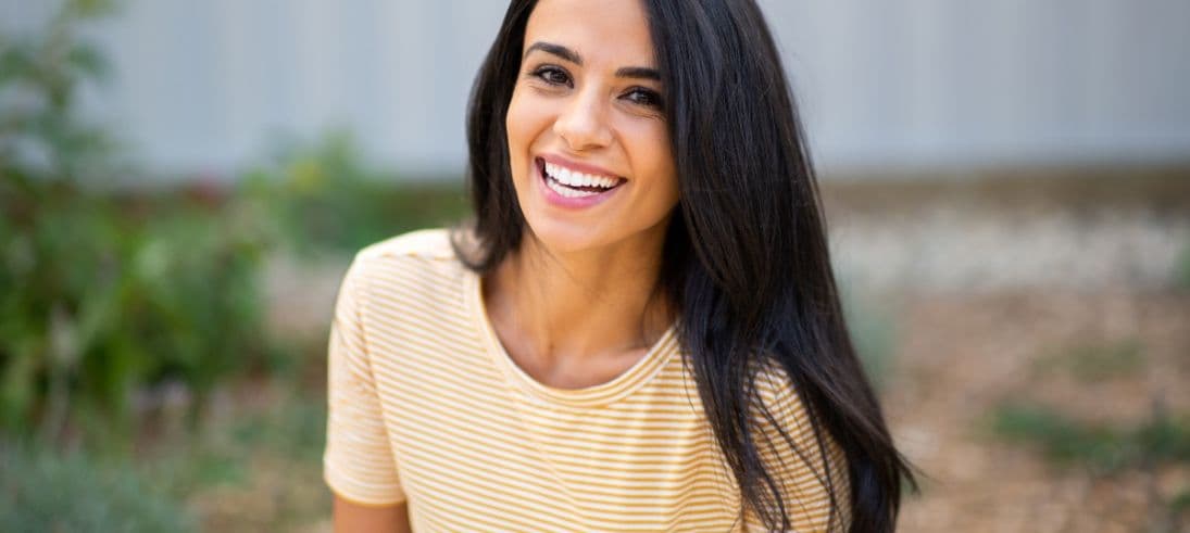 How your daily diet influences overall dental health