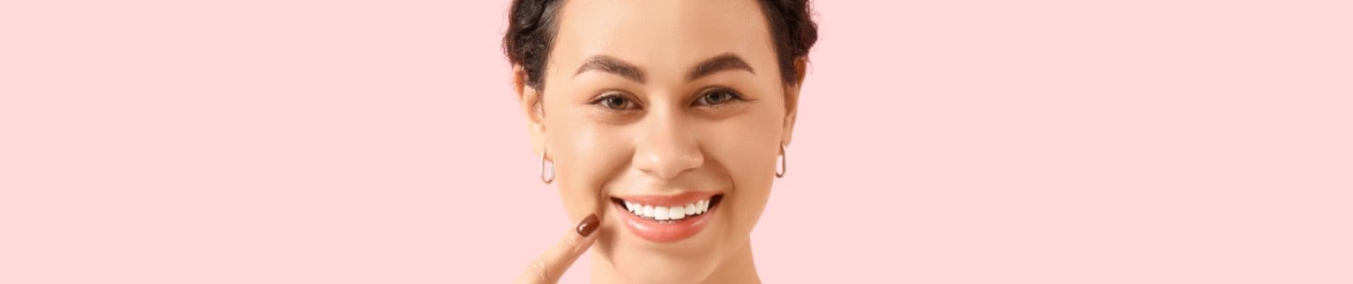 Guide to veneers for chipped teeth with treatment information and advice