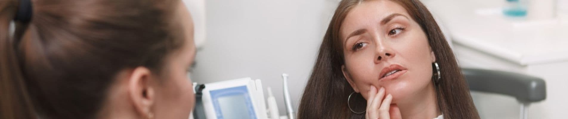 Small chipped tooth and potential progression — understanding whether a chip can lead to root canal treatment — Dental Clinic London