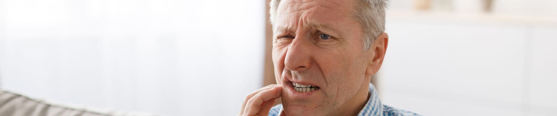 Can't open mouth fully — jaw lock from abscess risk — Dental Clinic London